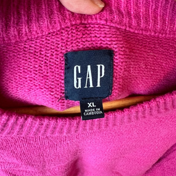 GAP Bright Pink Knit Sweater – Women’s XL - Picture 3 of 3